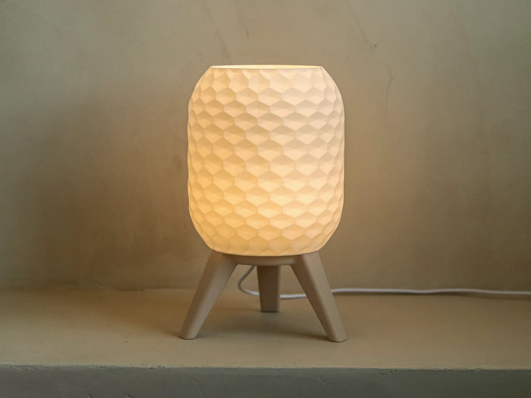 Modern Geometric USB Table Lamp with Tripod Stand | Ambient Bedside Light | 3 Light Modes & Dimmable